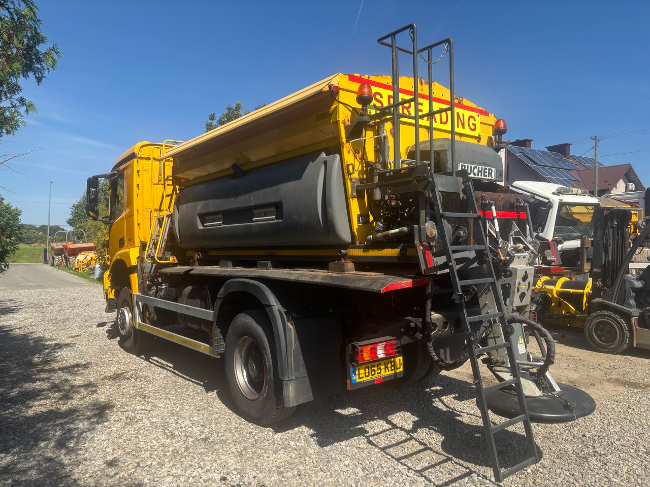 Máquina quitanieve MERCEDES AROCS 1824 4x4BB  GRITTER/SPREADER/PLOUGH: foto 9 Máquina quitanieve MERCEDES AROCS 1824 4x4BB  GRITTER/SPREADER/PLOUGH: foto 9
