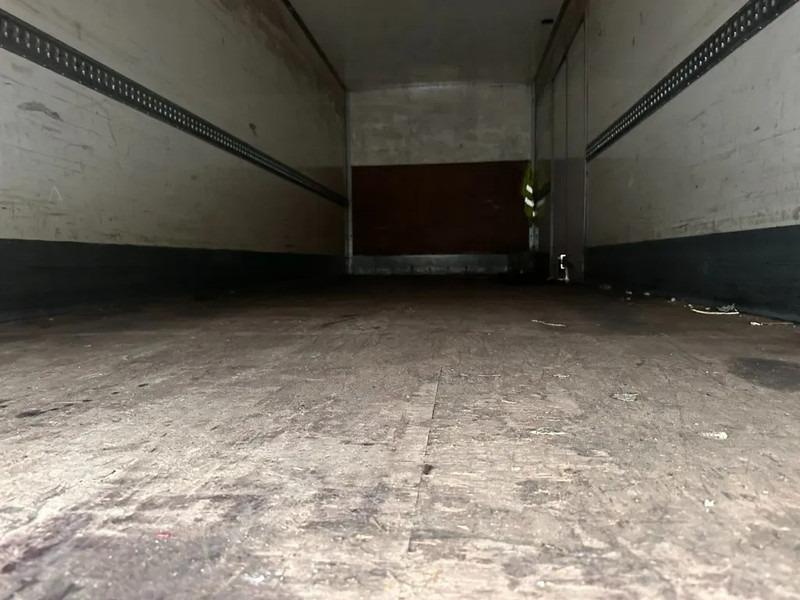 DAF LF 180 - Camión caja cerrada: foto 5 DAF LF 180 - Camión caja cerrada: foto 5