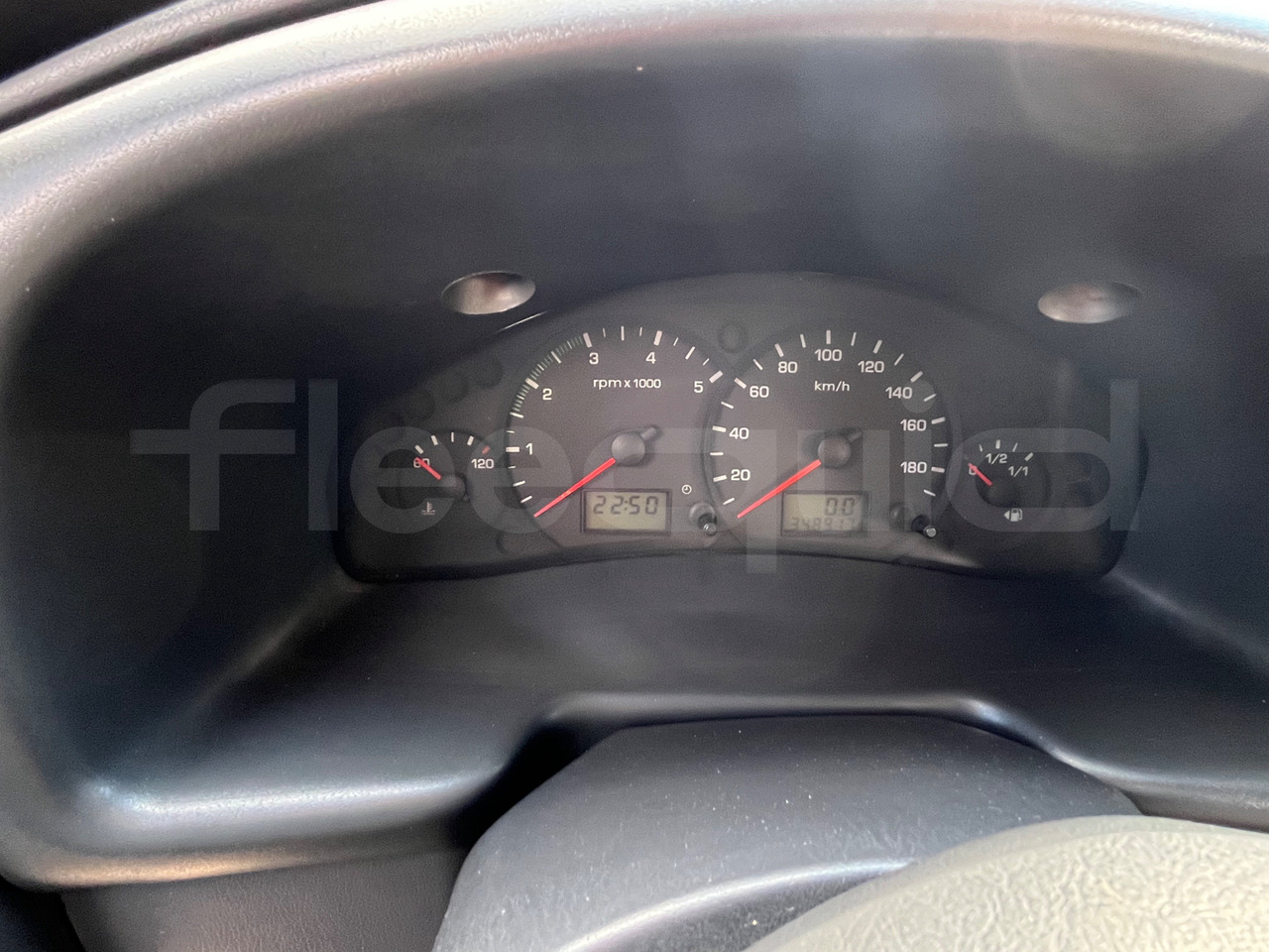 Ford Transit - Autocar: foto 3 Ford Transit - Autocar: foto 3