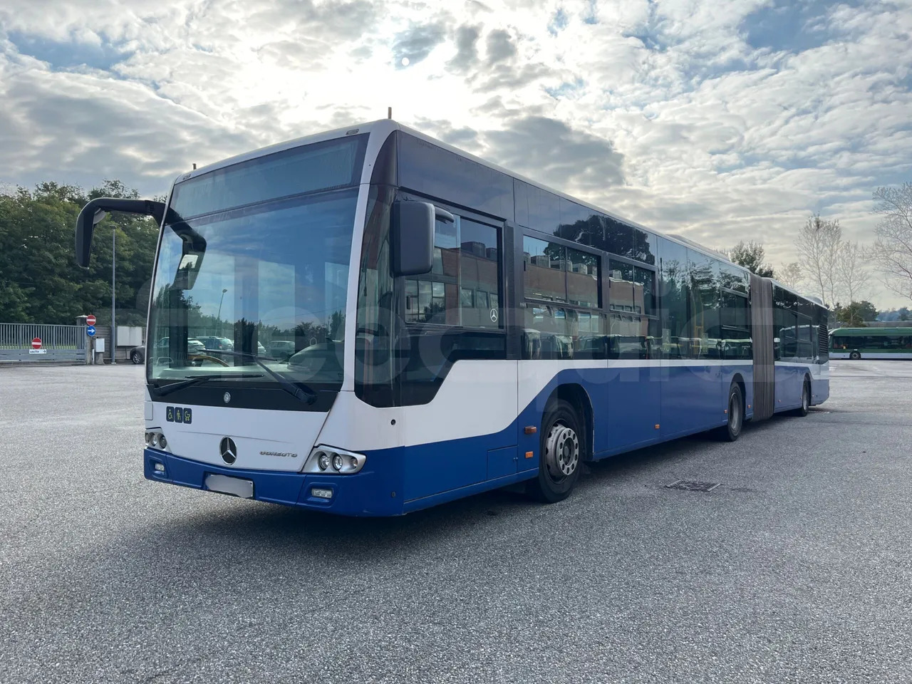 Mercedes-Benz Conecto - Autobús urbano: foto 4 Mercedes-Benz Conecto - Autobús urbano: foto 4