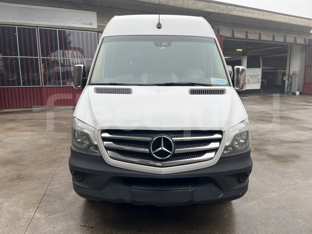 Mercedes-Benz Sprinter - Autocar: foto 2 Mercedes-Benz Sprinter - Autocar: foto 2