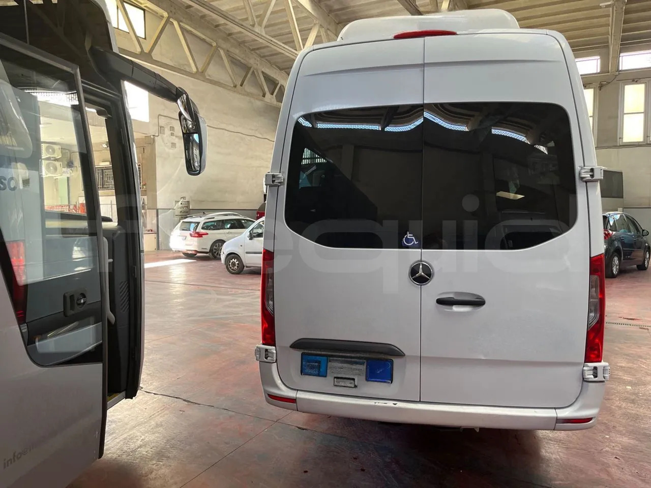 Mercedes-Benz Sprinter - Minibús, Furgoneta de pasajeros: foto 5 Mercedes-Benz Sprinter - Minibús, Furgoneta de pasajeros: foto 5