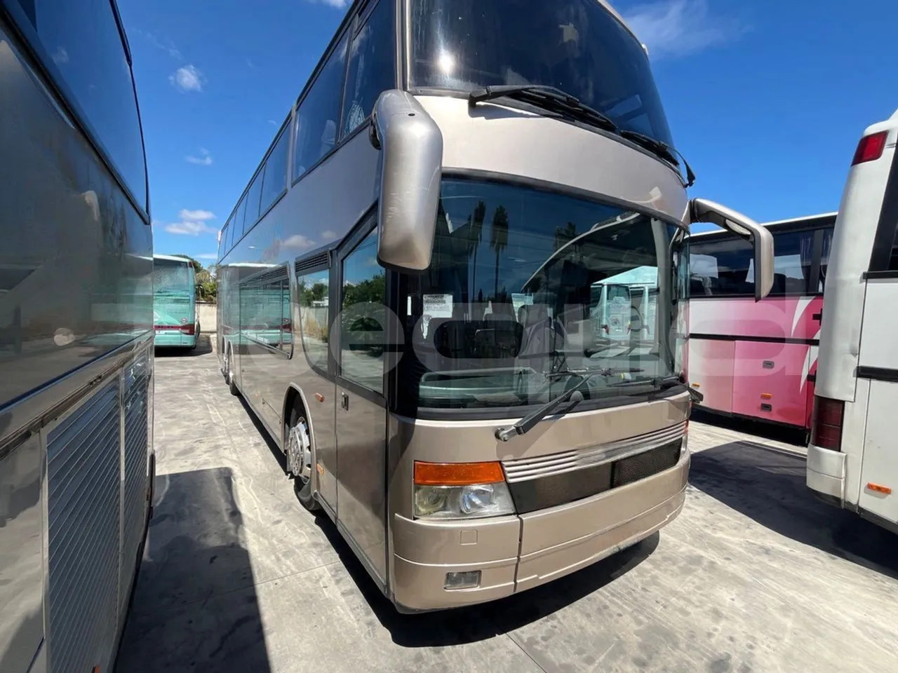 Setra S328 - Autocar: foto 1 Setra S328 - Autocar: foto 1