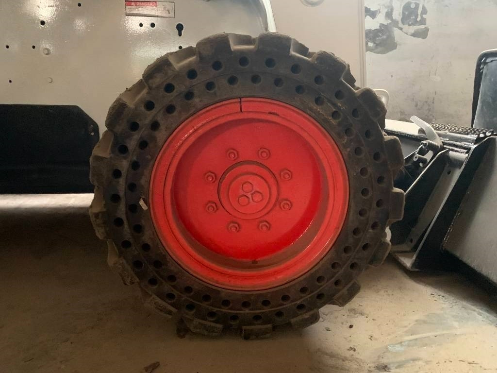 Bobcat S 300 - Minicargadora: foto 5 Bobcat S 300 - Minicargadora: foto 5