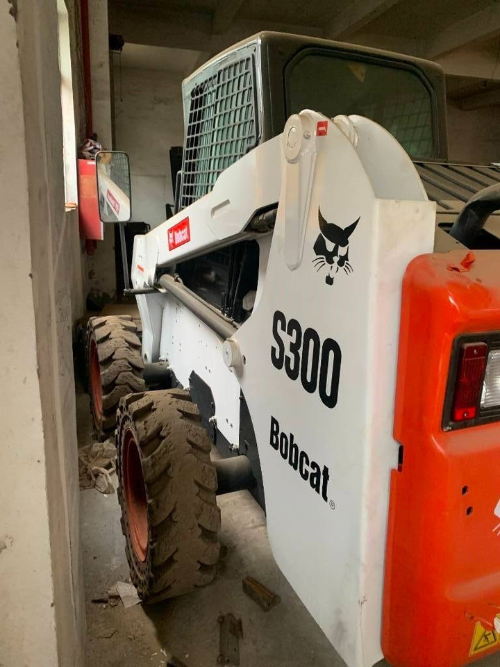Bobcat S 300 - Minicargadora: foto 4 Bobcat S 300 - Minicargadora: foto 4