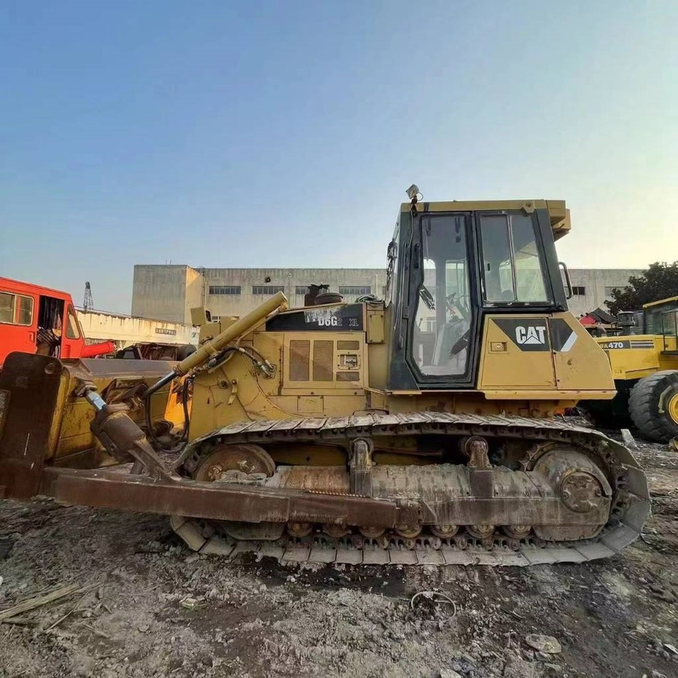 CAT D 6 G - Bulldozer: foto 1 CAT D 6 G - Bulldozer: foto 1