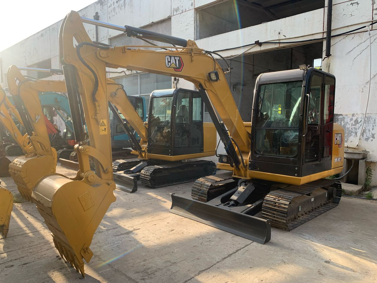 CATERPILLAR 305.5E2 - Excavadora de cadenas: foto 3 CATERPILLAR 305.5E2 - Excavadora de cadenas: foto 3