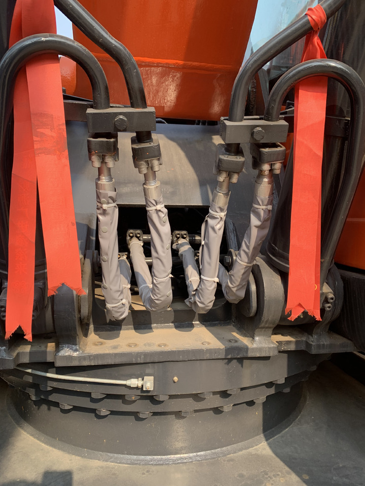 DOOSAN DX300LC-9C - Excavadora de ruedas: foto 5 DOOSAN DX300LC-9C - Excavadora de ruedas: foto 5