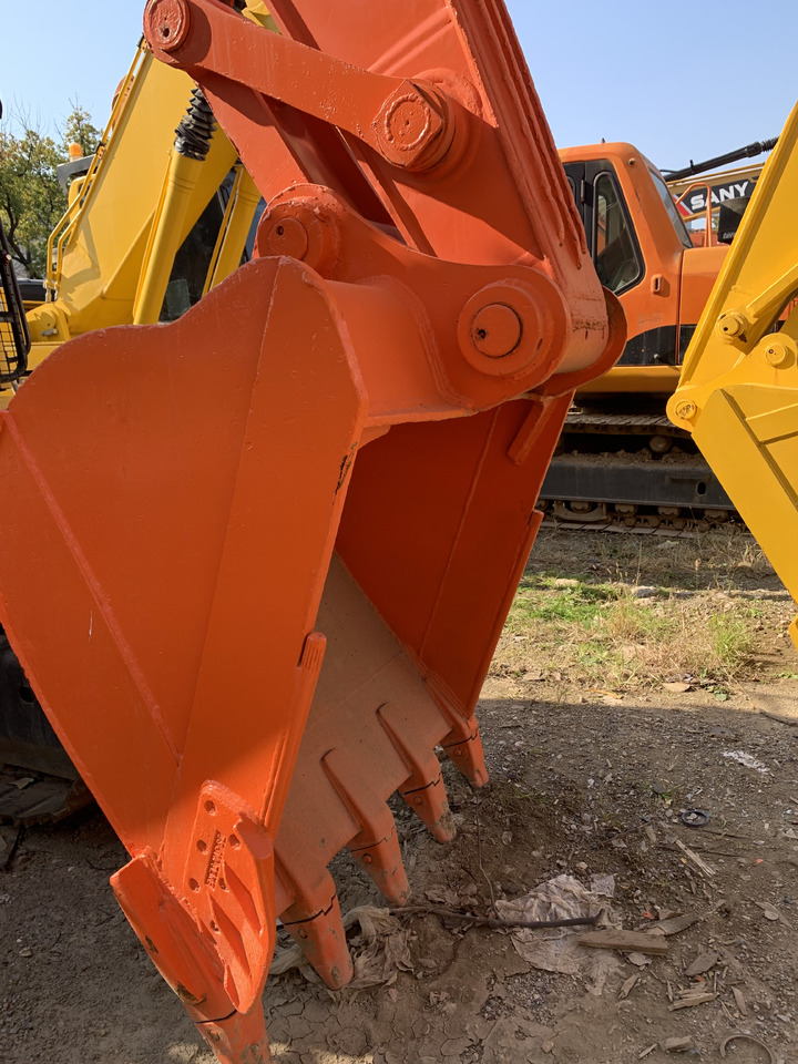HITACHI ZAXIS240 - Excavadora de ruedas: foto 4 HITACHI ZAXIS240 - Excavadora de ruedas: foto 4