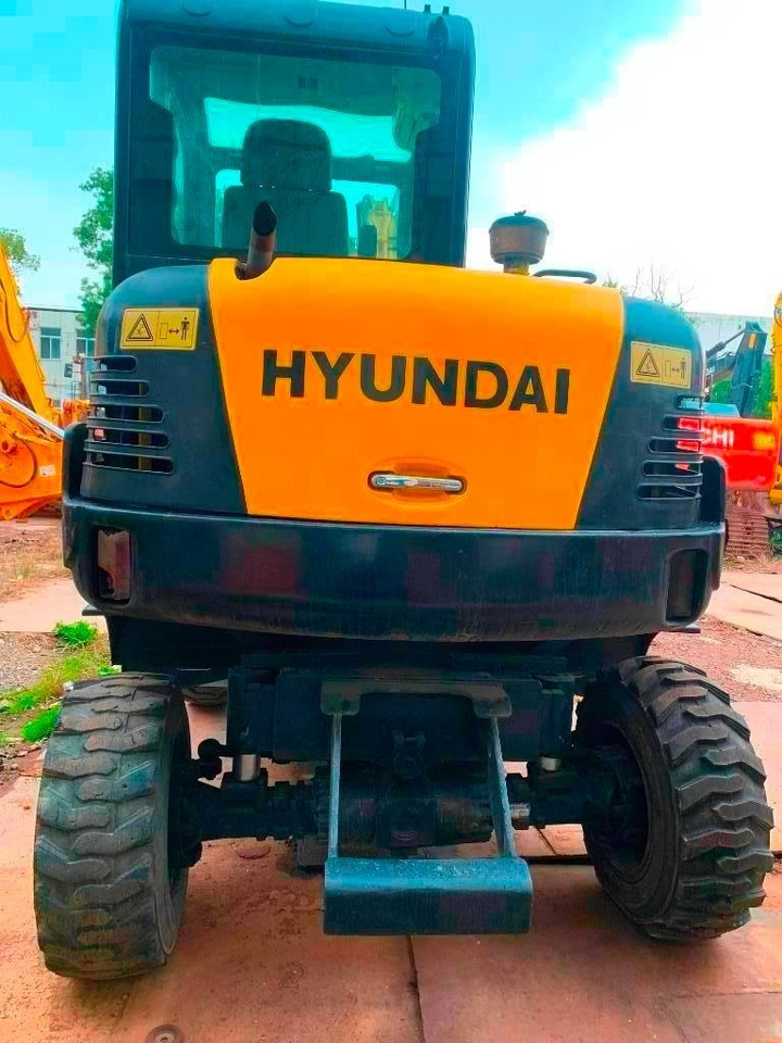 Hyundai Robex 60 W-7  - Excavadora de ruedas: foto 5 Hyundai Robex 60 W-7  - Excavadora de ruedas: foto 5