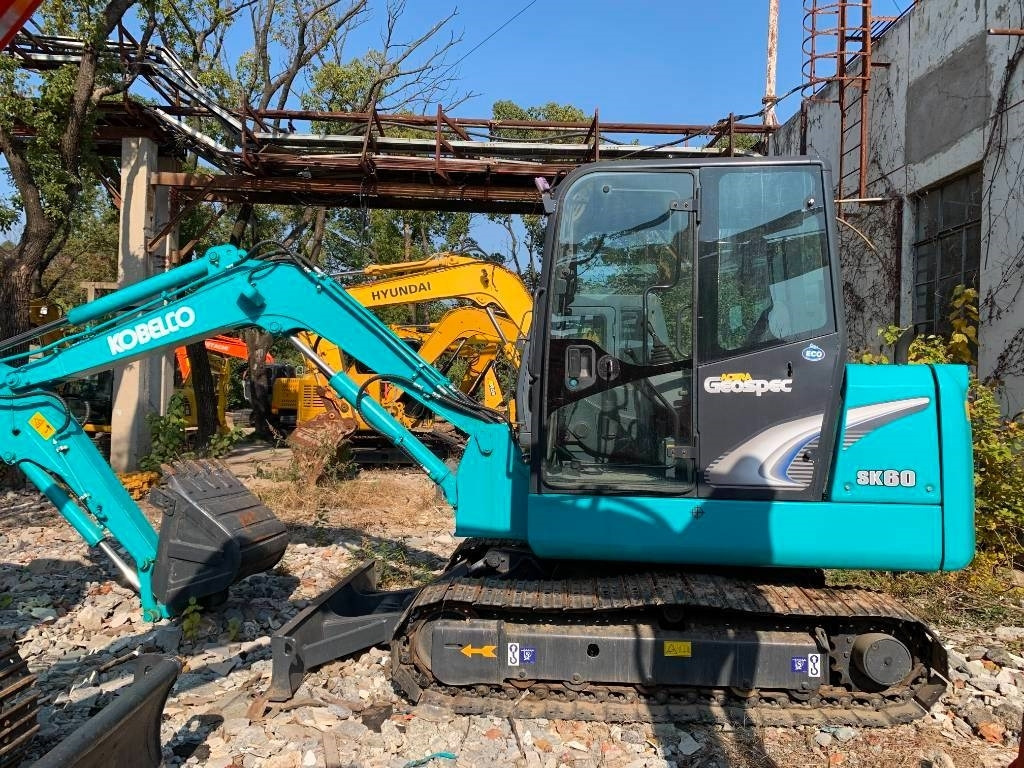 Kobelco SK 60 - Excavadora de cadenas: foto 1 Kobelco SK 60 - Excavadora de cadenas: foto 1