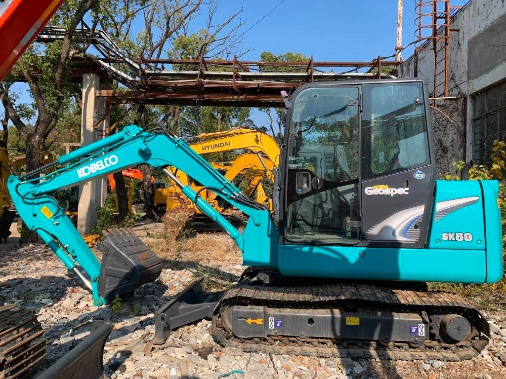 Kobelco SK 60 - Excavadora de cadenas: foto 2 Kobelco SK 60 - Excavadora de cadenas: foto 2