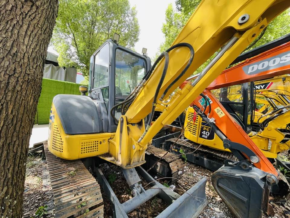 Komatsu PC55MR - Excavadora: foto 1 Komatsu PC55MR - Excavadora: foto 1