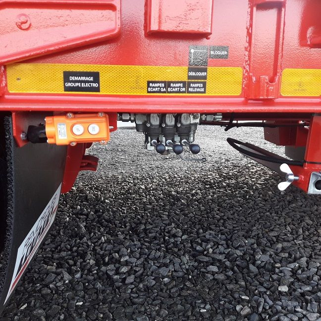 Louault 3 essieux plant carrier / low loader Trailer - Remolque góndola rebajadas: foto 5 Louault 3 essieux plant carrier / low loader Trailer - Remolque góndola rebajadas: foto 5