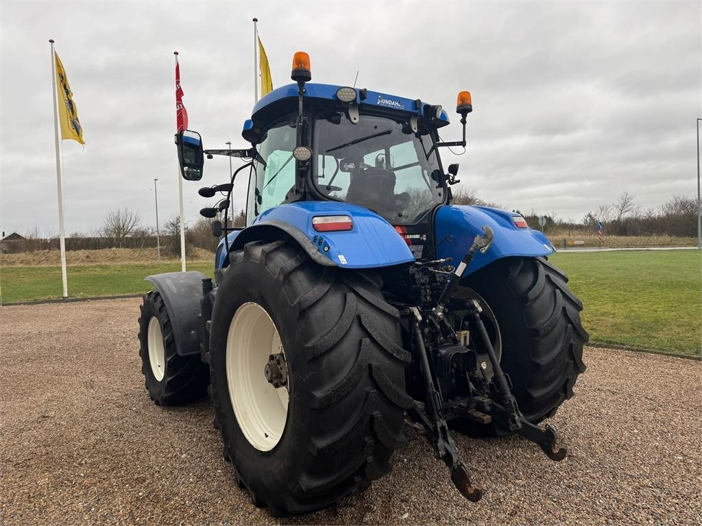 New Holland T7.220 AC - Tractor: foto 4 New Holland T7.220 AC - Tractor: foto 4