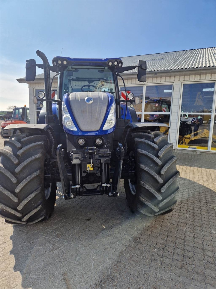 New Holland T7.270AC STAGE V - Tractor: foto 3 New Holland T7.270AC STAGE V - Tractor: foto 3