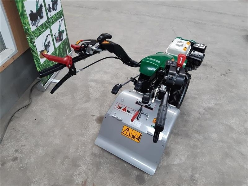 Tractor municipal Ferrari 328: foto 6 Tractor municipal Ferrari 328: foto 6