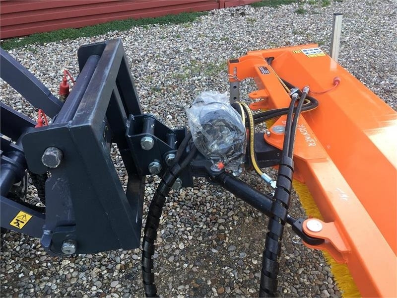 - - - J-Maskiner 180 kost - Barredora cucharón: foto 4 - - - J-Maskiner 180 kost - Barredora cucharón: foto 4