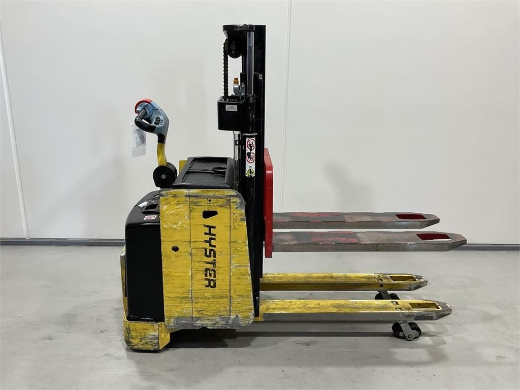 Hyster P2.0SD-17  - Apilador: foto 1 Hyster P2.0SD-17  - Apilador: foto 1