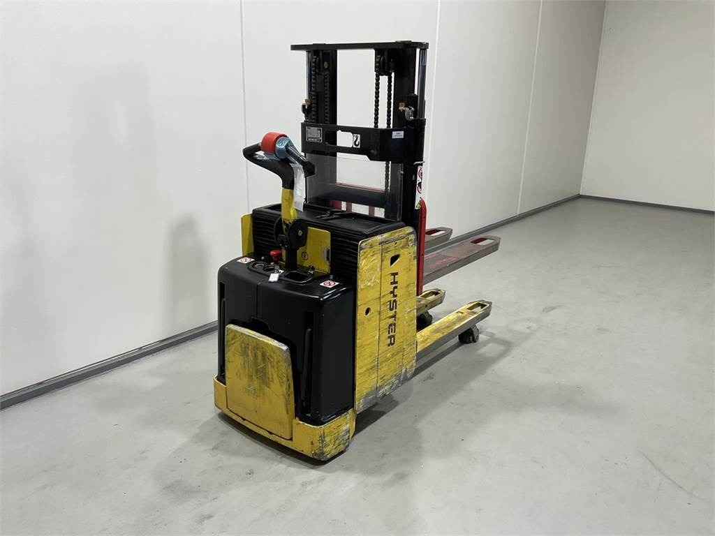 Hyster P2.0SD-17  - Apilador: foto 2 Hyster P2.0SD-17  - Apilador: foto 2