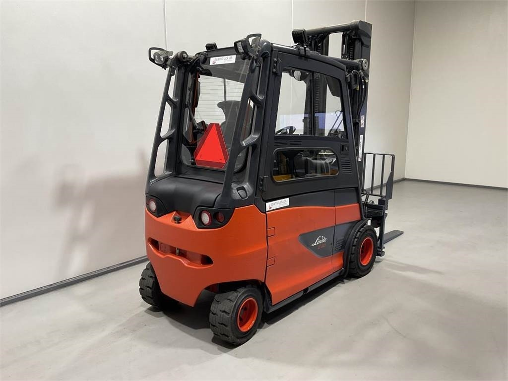 Linde E30/600-02 - Carretilla elevadora eléctrica: foto 2 Linde E30/600-02 - Carretilla elevadora eléctrica: foto 2