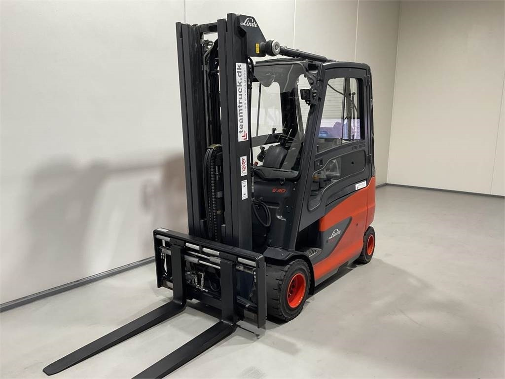 Linde E30HL-01/600 - Carretilla elevadora eléctrica: foto 4 Linde E30HL-01/600 - Carretilla elevadora eléctrica: foto 4