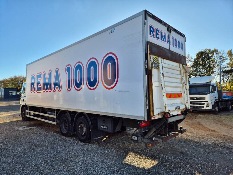 DAF CF 330 // 2 compartments /Cool/freeze - Camión frigorífico: foto 4 DAF CF 330 // 2 compartments /Cool/freeze - Camión frigorífico: foto 4