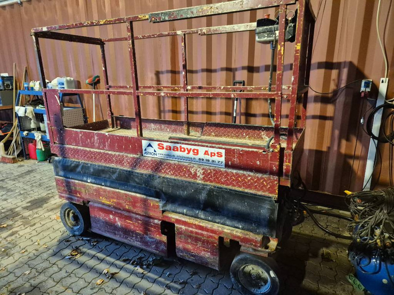 Grove 6-10 meter 2 persons lift - Plataforma de tijeras: foto 1 Grove 6-10 meter 2 persons lift - Plataforma de tijeras: foto 1