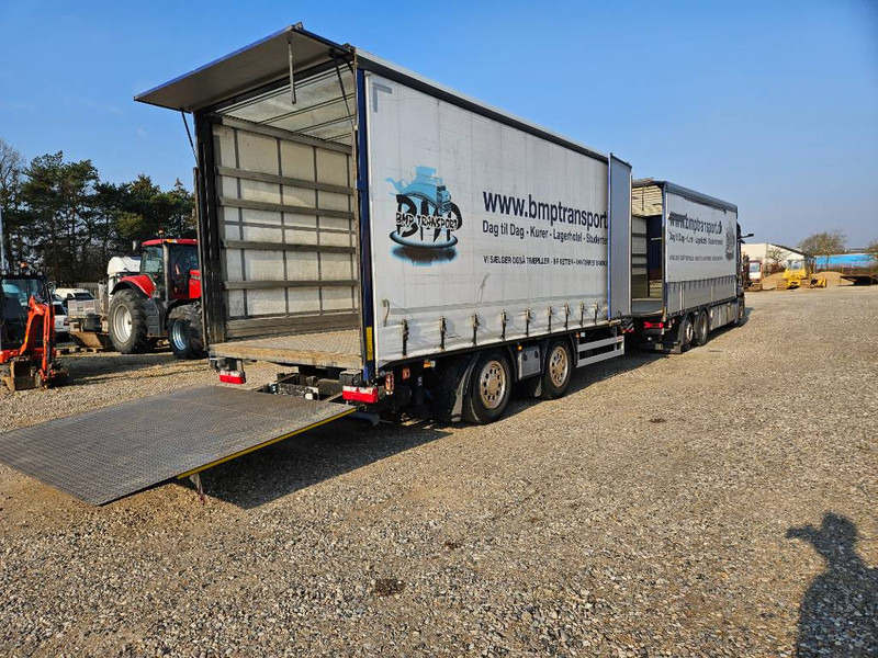 Plandex 2 akslet kærre med overkørsel og lift - Remolque con toldo: foto 1 Plandex 2 akslet kærre med overkørsel og lift - Remolque con toldo: foto 1