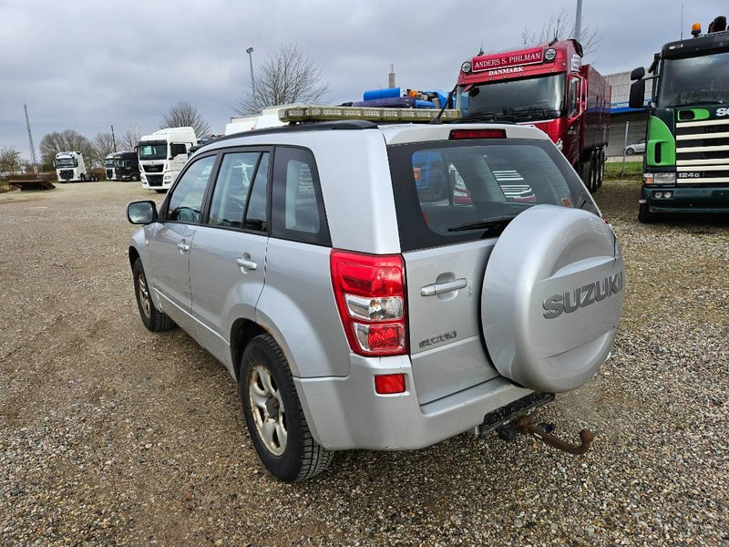 Suzuki Grand Vitara 2,0 GLX aut. Van 5d - Coche: foto 3 Suzuki Grand Vitara 2,0 GLX aut. Van 5d - Coche: foto 3