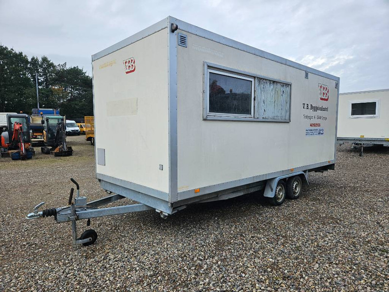 VA 1300 kg Toilet/Bad/omklædning/spiserum - Remolque caja cerrada: foto 1 VA 1300 kg Toilet/Bad/omklædning/spiserum - Remolque caja cerrada: foto 1