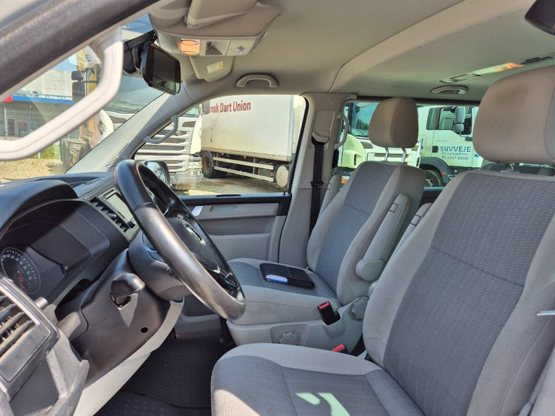 Coche Volkswagen Caravelle 4x4 // 4motion 8(10) person bus Long: foto 9 Coche Volkswagen Caravelle 4x4 // 4motion 8(10) person bus Long: foto 9