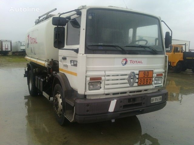 Renault MIDLINER 210 - Camión cisterna: foto 2 Renault MIDLINER 210 - Camión cisterna: foto 2