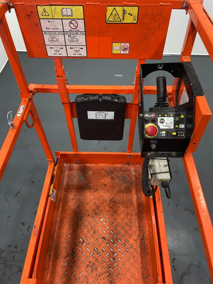 Plataforma de tijeras JLG 6RS: foto 7