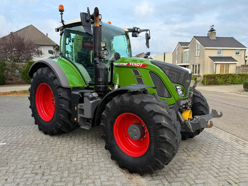Fendt 724 Vario Gen 6 Profi Plus - Tractor: foto 4 Fendt 724 Vario Gen 6 Profi Plus - Tractor: foto 4