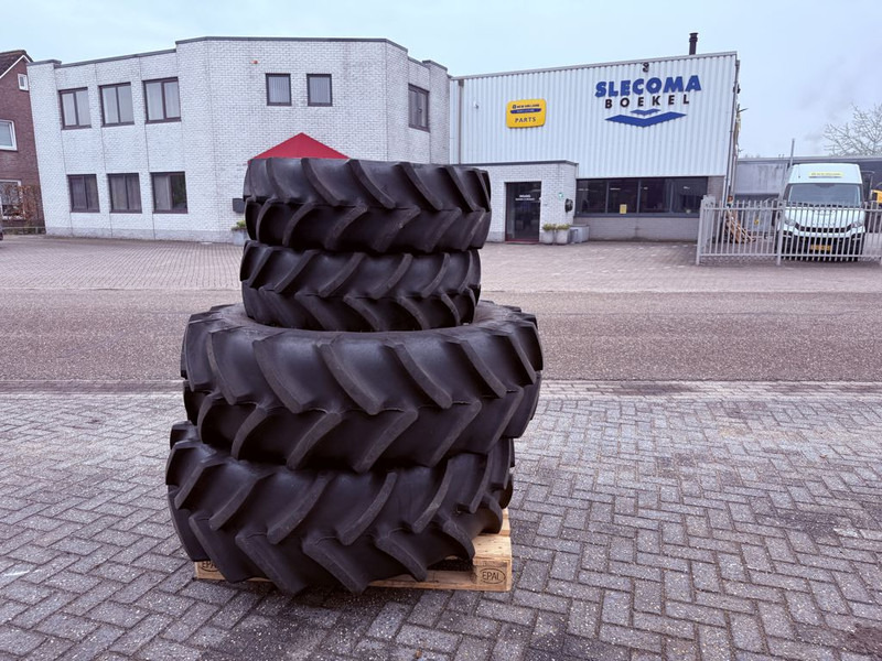 Mitas 420/70R30 & 300/70R20 Compl wheel - Neumáticos y llantas: foto 5 Mitas 420/70R30 & 300/70R20 Compl wheel - Neumáticos y llantas: foto 5
