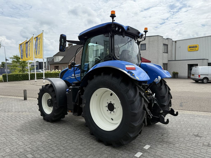 New Holland T6.145 AC STAGE V - Tractor: foto 2 New Holland T6.145 AC STAGE V - Tractor: foto 2