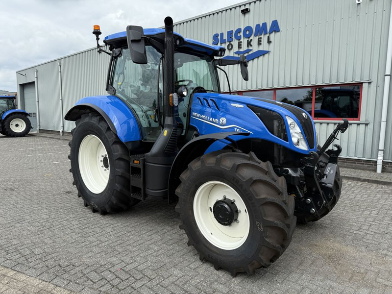 New Holland T6.145 AC STAGE V - Tractor: foto 4 New Holland T6.145 AC STAGE V - Tractor: foto 4