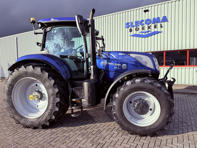 New Holland T7.270 AC Stage V Blue Power - Tractor: foto 4 New Holland T7.270 AC Stage V Blue Power - Tractor: foto 4