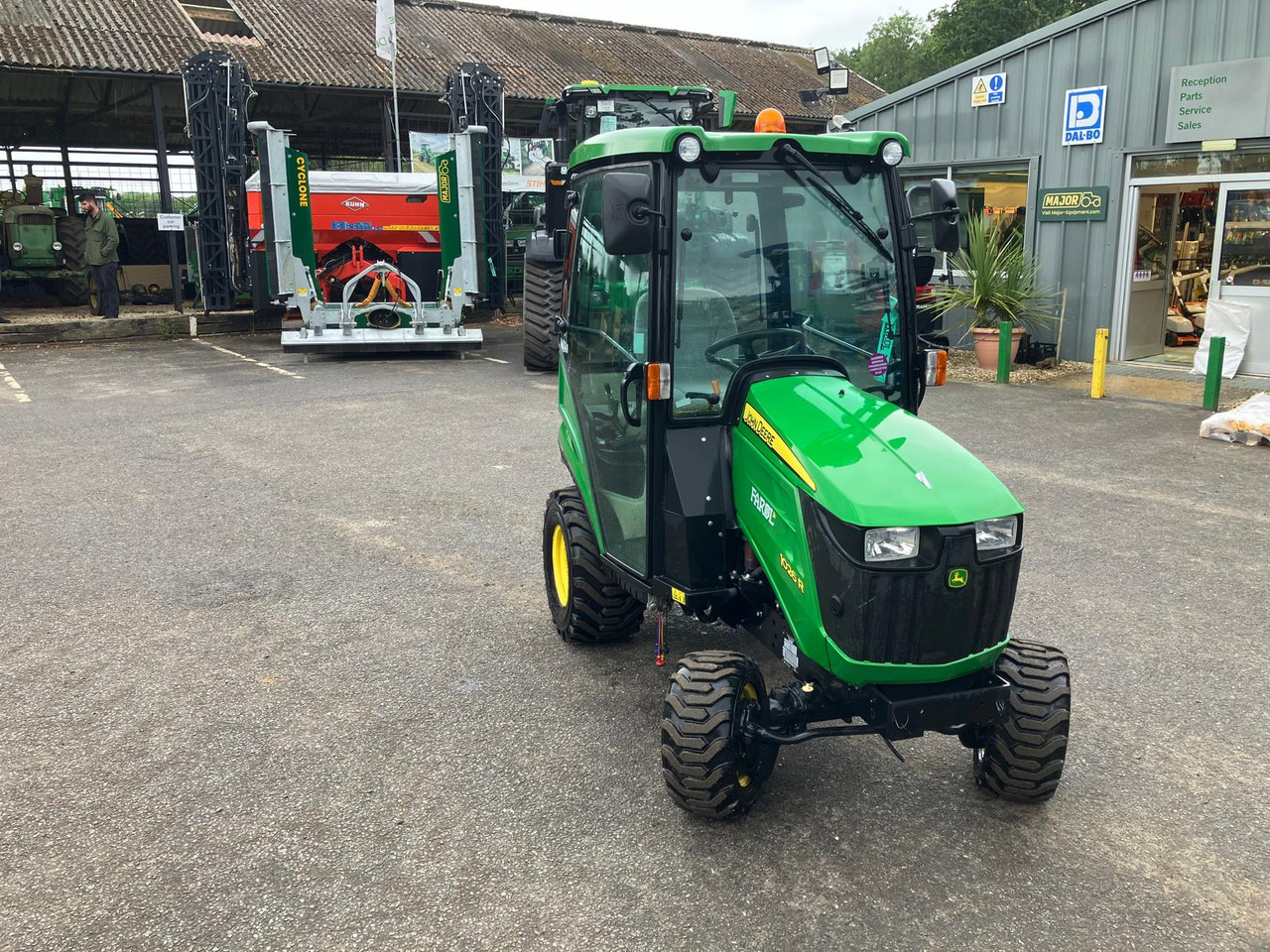 John Deere 1026R compact tractor - Mini tractor: foto 5 John Deere 1026R compact tractor - Mini tractor: foto 5