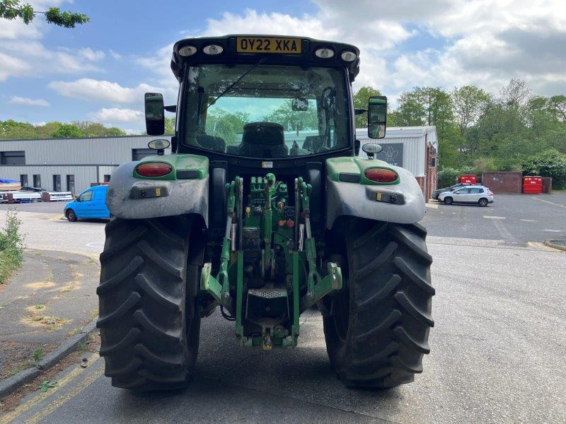 John Deere 6130R - Tractor: foto 4 John Deere 6130R - Tractor: foto 4