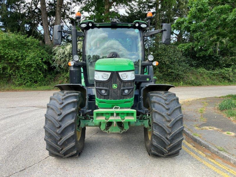 John Deere 6130R - Tractor: foto 2 John Deere 6130R - Tractor: foto 2