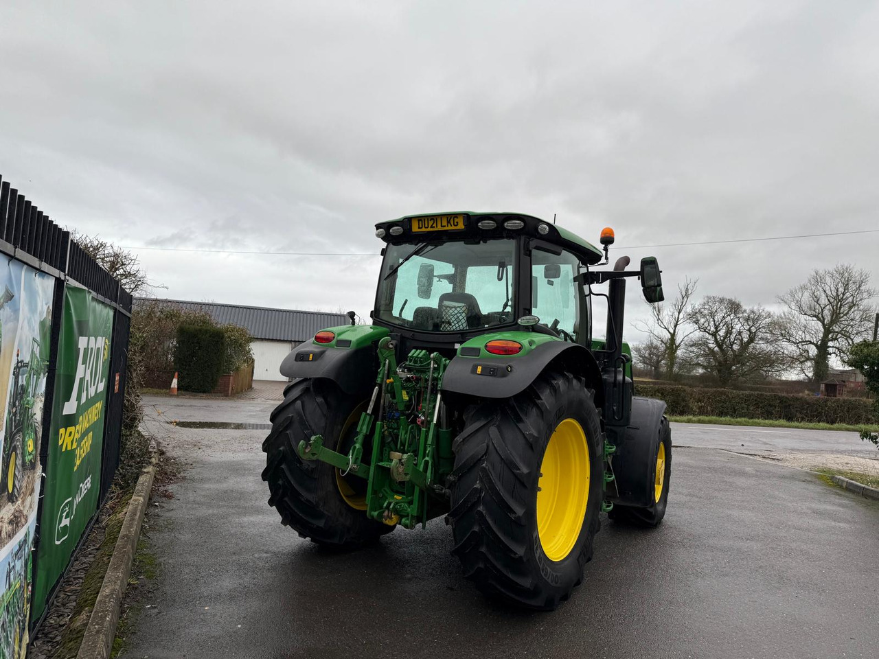 John Deere 6135R - Tractor: foto 4 John Deere 6135R - Tractor: foto 4