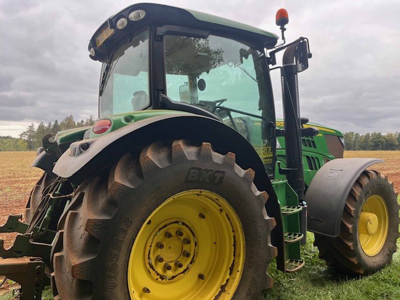 John Deere 6150R - Tractor: foto 3 John Deere 6150R - Tractor: foto 3