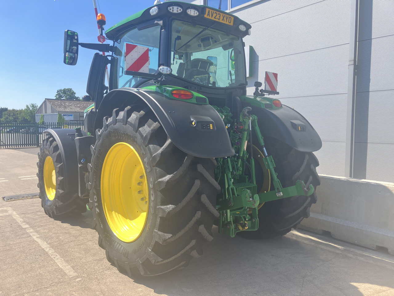 John Deere 6R 250 - Tractor: foto 3 John Deere 6R 250 - Tractor: foto 3