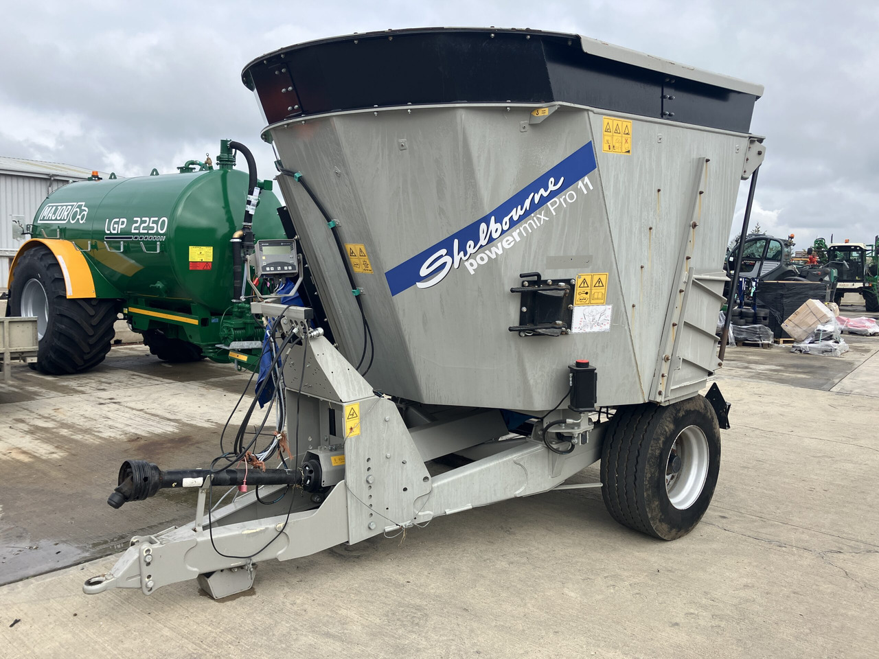 Shelbourne Reynolds Powermix Pro 11 - Desensiladora: foto 1 Shelbourne Reynolds Powermix Pro 11 - Desensiladora: foto 1