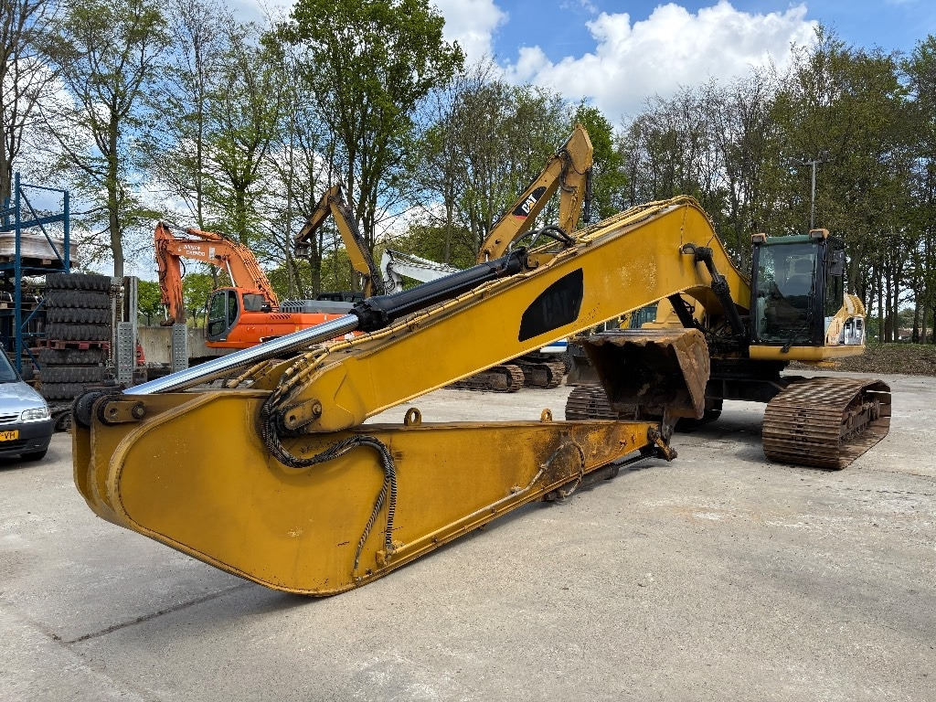 Excavadora de cadenas CAT 325 D LR LRE LONG REACH 16m: foto 34