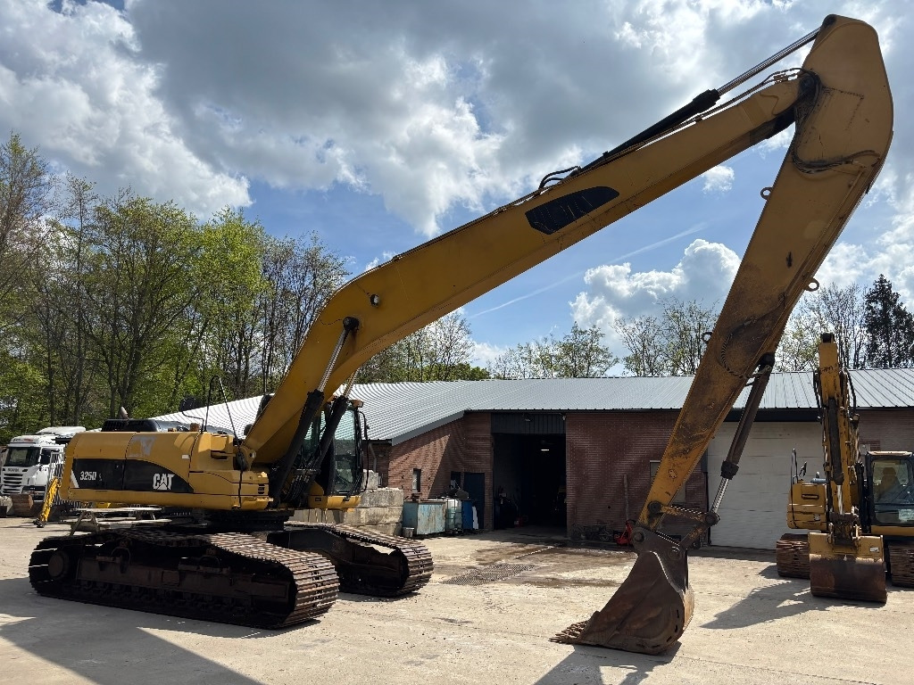 Excavadora de cadenas CAT 325 D LR LRE LONG REACH 16m: foto 7