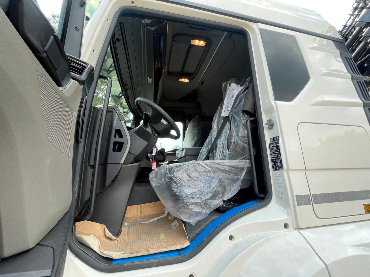 Camión grúa MAN TGS 26.480 / 6X2 Euro6 Retarder HIAB 228 - 6: foto 23