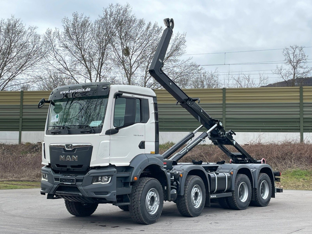 MAN TGS 35.480 8x4 Euro6e Hiab MultLift Abrollkipper - Camión multibasculante, Camión grúa: foto 3 MAN TGS 35.480 8x4 Euro6e Hiab MultLift Abrollkipper - Camión multibasculante, Camión grúa: foto 3